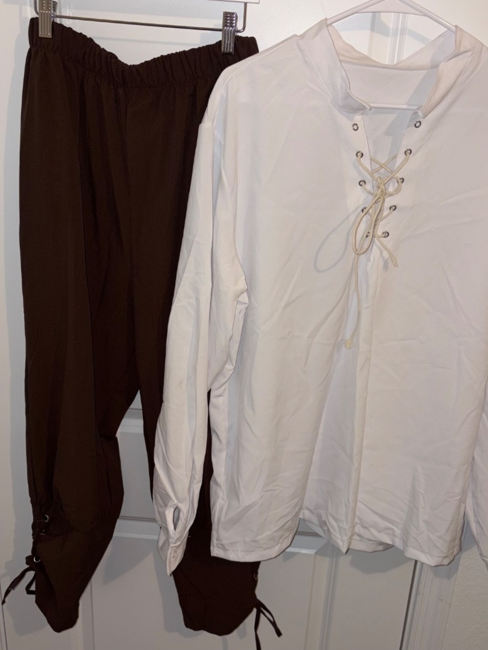 Spooktacular Creations Men Pirate Costume, Adult Halloween Costume Size Large - Picture 4 of 9